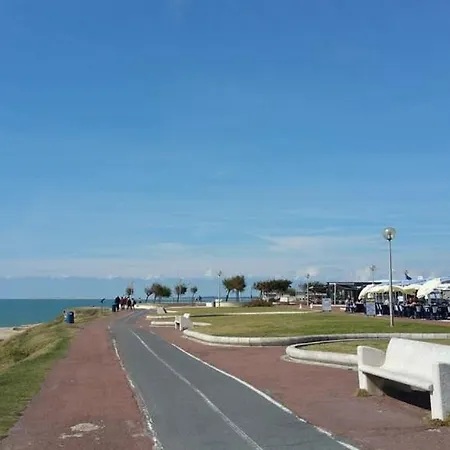 Palais Sur - Petite Maison - Dans Un Cadre Priviligie Au Calme Willa